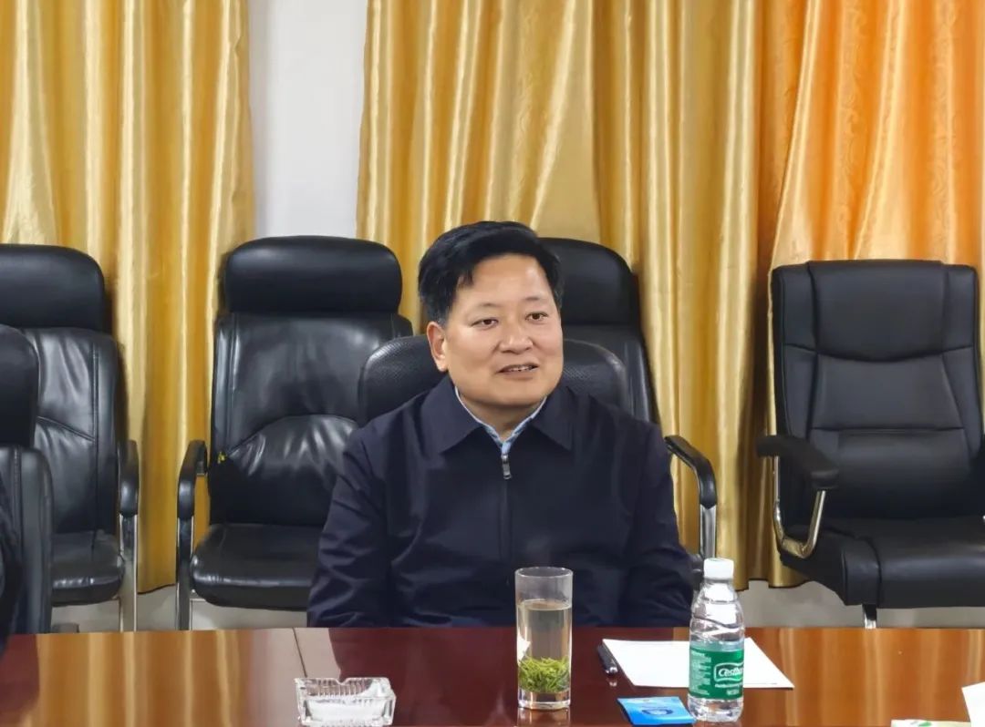 鞏義市委書記袁聚平到明泰鋁業(yè)調研 鞏義市委書記袁聚平到明泰鋁業(yè)調研